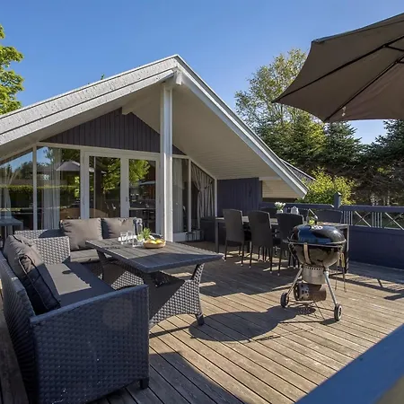 Ovine - 900m From The Sea By Interhome
